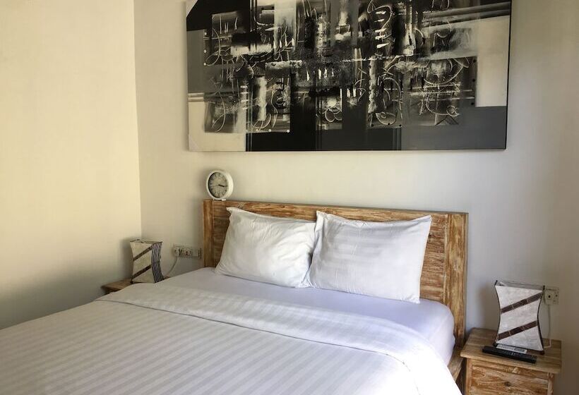 پانسیون Pachira Lembongan Villa