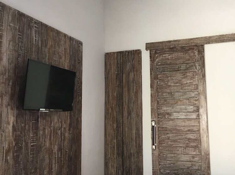 پانسیون Pachira Lembongan Villa