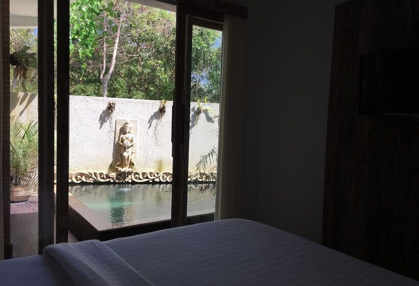 پانسیون Pachira Lembongan Villa