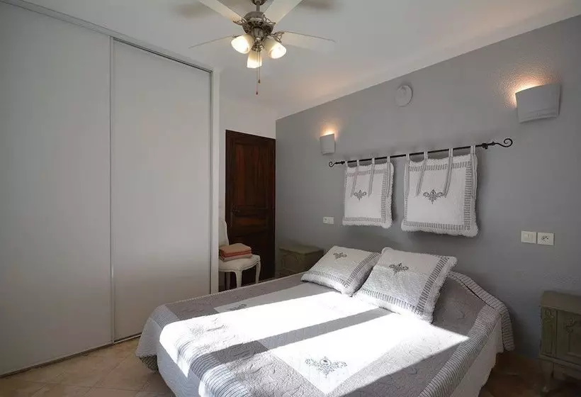 B&b La Grange Neuve  Chez Monique