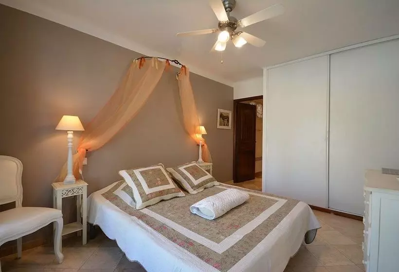 B&b La Grange Neuve  Chez Monique