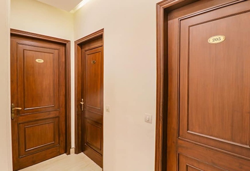 Fabhotel Rr Residency