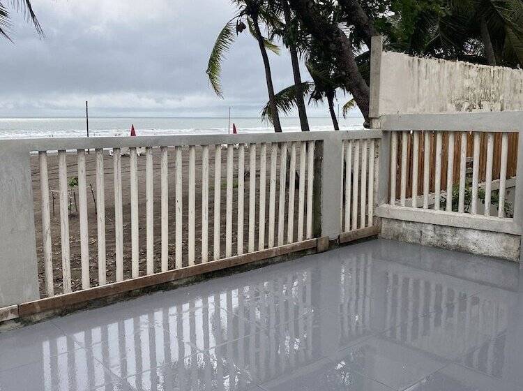 هتل Gallina E Palo Beachfront