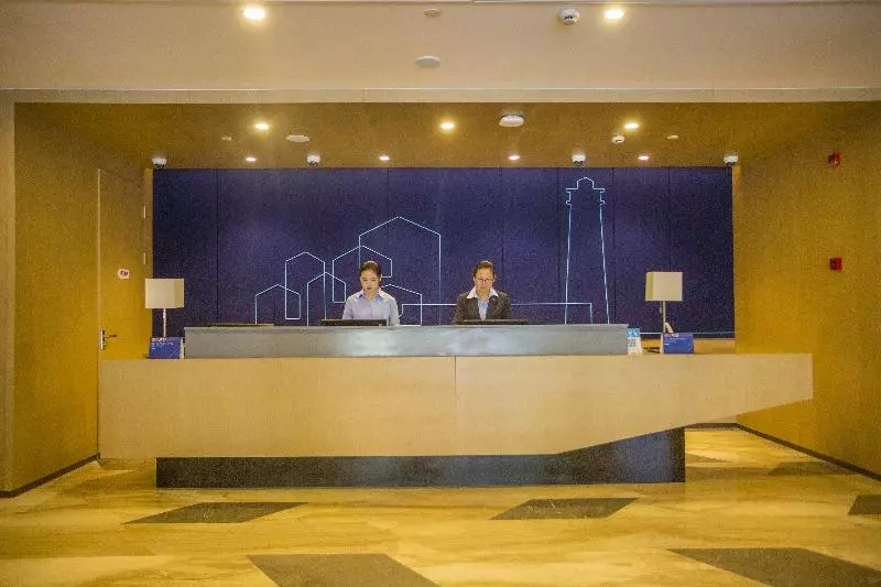 هتل Holiday Inn Express Shengsi