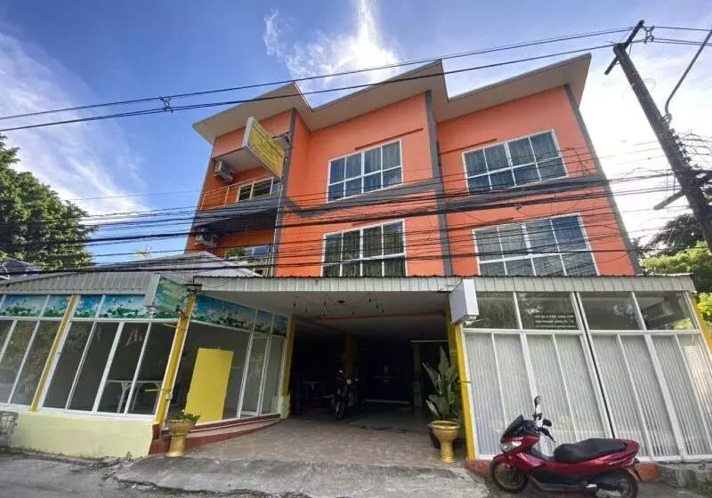 Hotelli Sawasdee Orange Phuket Guest House