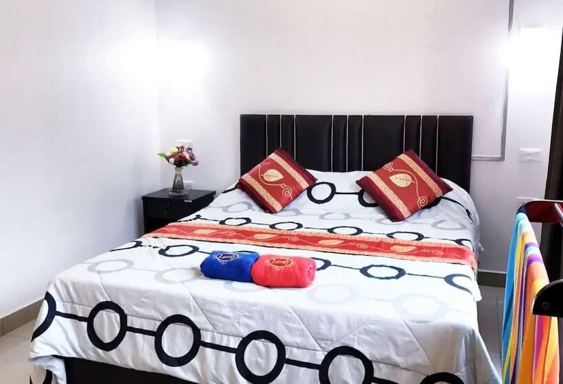 Отель Sawasdee Orange Phuket Guest House