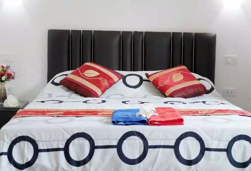 Hotelli Sawasdee Orange Phuket Guest House