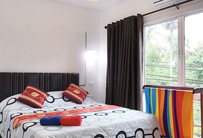 Отель Sawasdee Orange Phuket Guest House