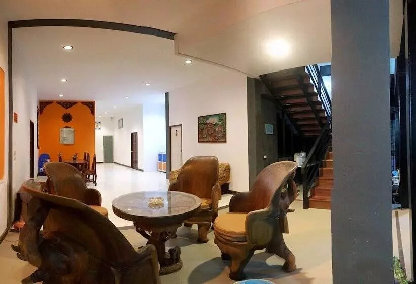 Hotelli Sawasdee Orange Phuket Guest House