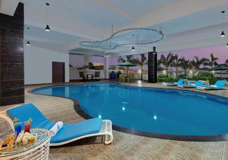 בית מלון כפרי The Fern Residency Bhuj