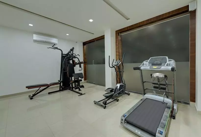 ホテル The Fern Residency Bhuj