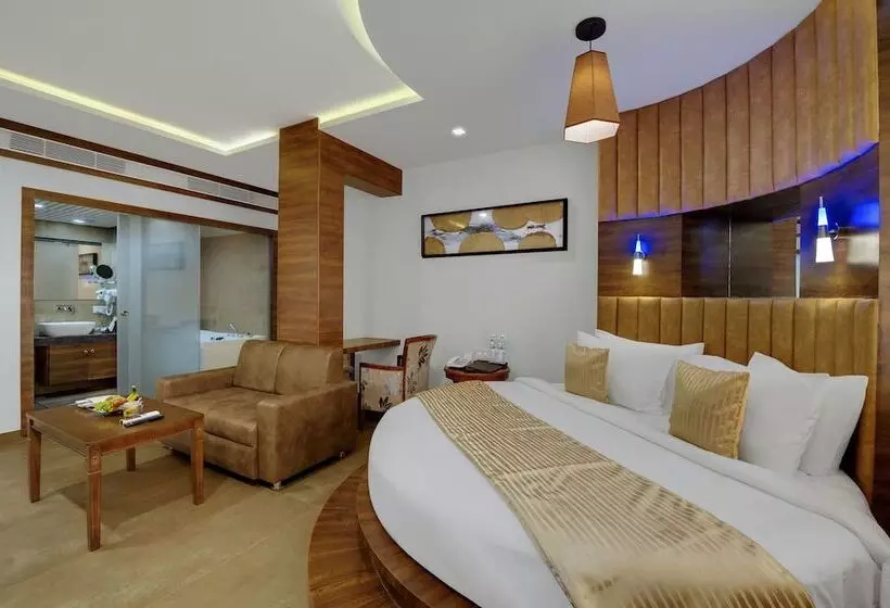 ホテル The Fern Residency Bhuj