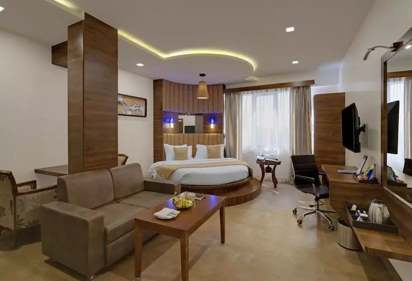 ホテル The Fern Residency Bhuj