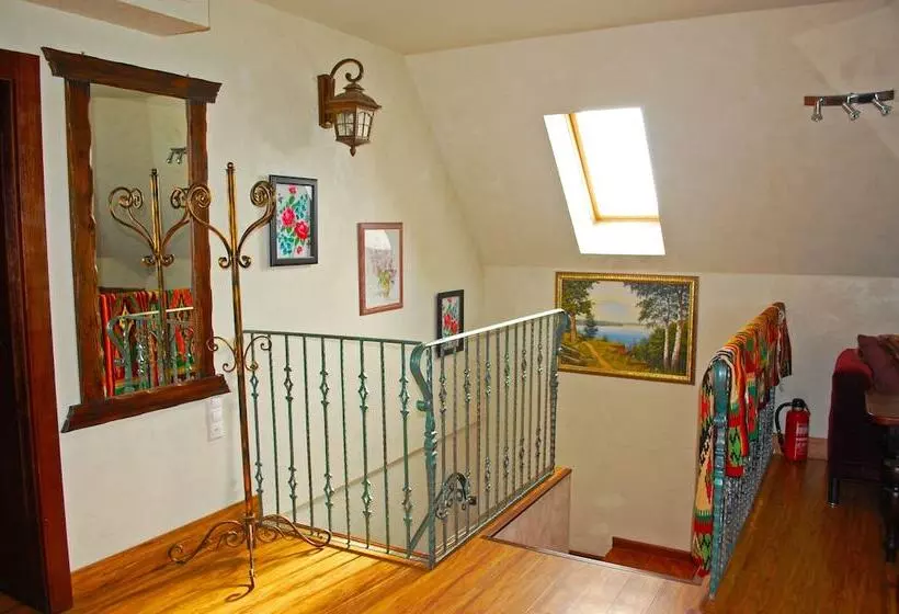 Mini Hotel Khata