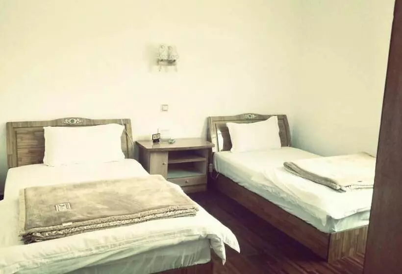 ペンション Hongchengsheyingkezhan