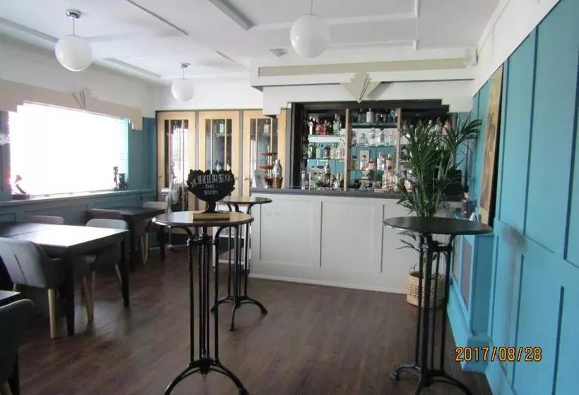 The Windsor Castle Inn