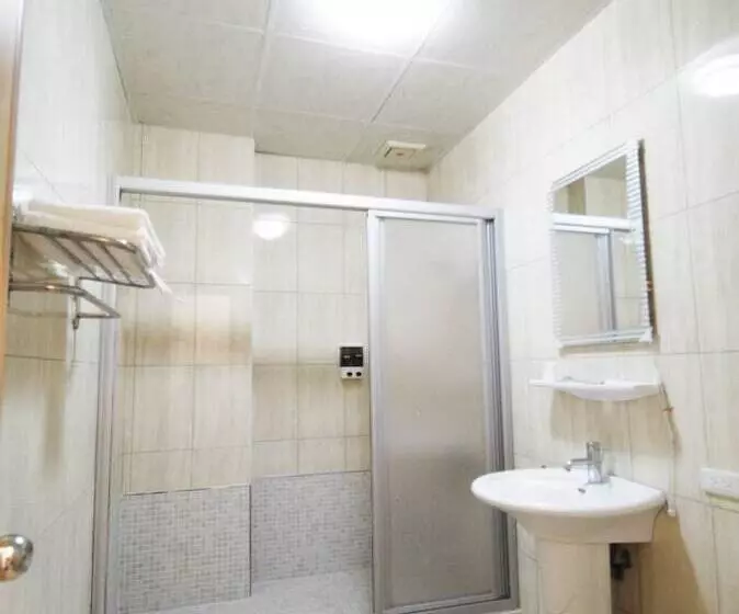 تختخواب و صبحانه Amigo