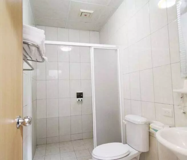 تختخواب و صبحانه Amigo