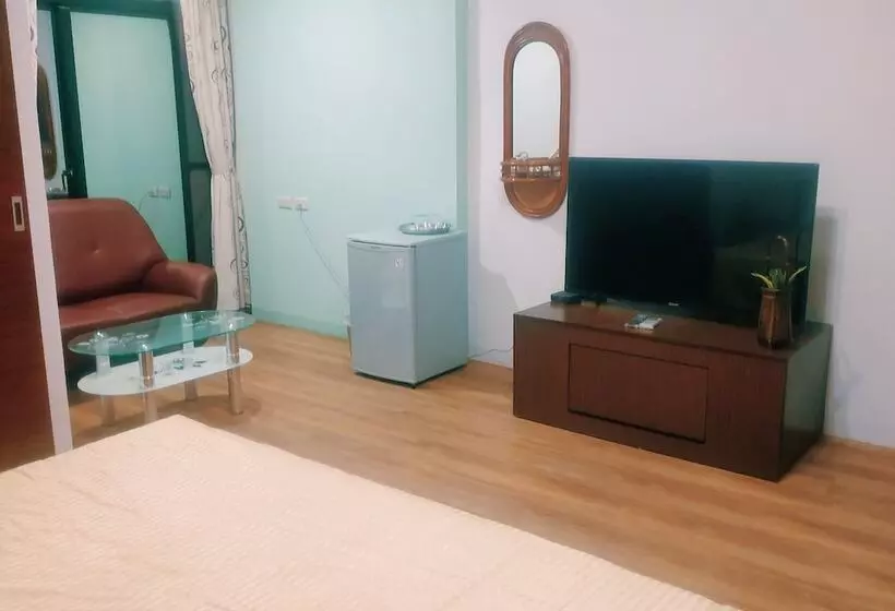 تختخواب و صبحانه Amigo