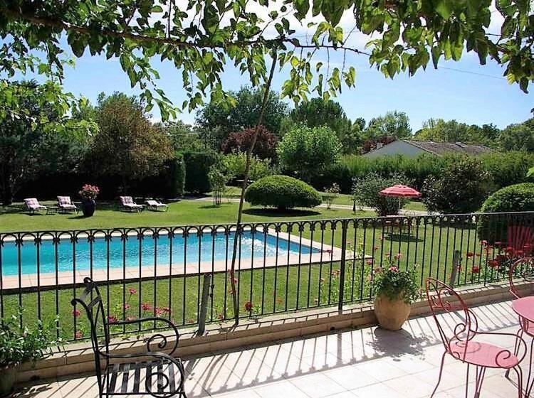 مبيت وإفطار La Farigoule