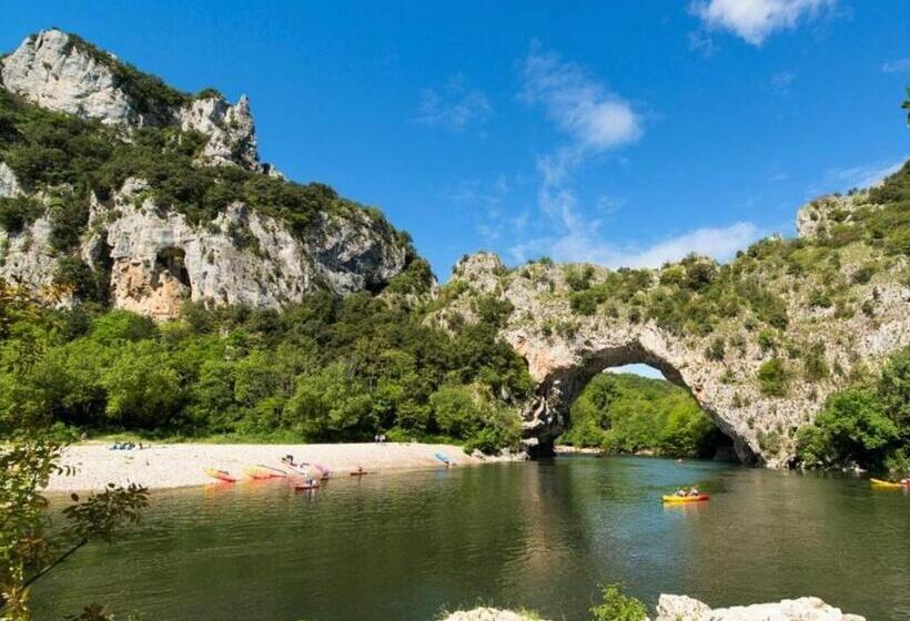 مبيت وإفطار La Farigoule