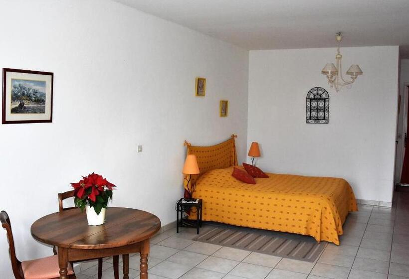 مبيت وإفطار La Farigoule