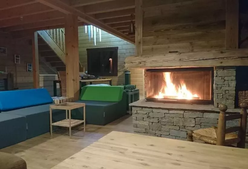 ベッドアンドブレックファースト Un Balcon En Montagne