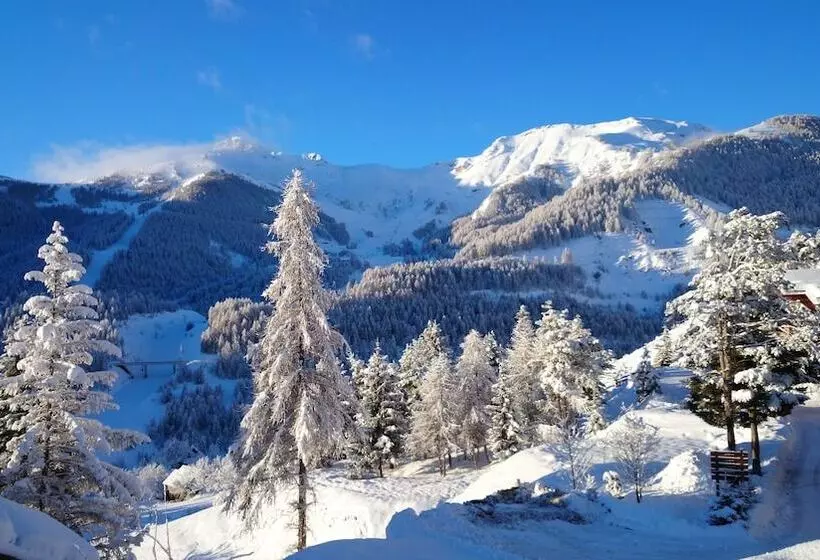 ベッドアンドブレックファースト Un Balcon En Montagne