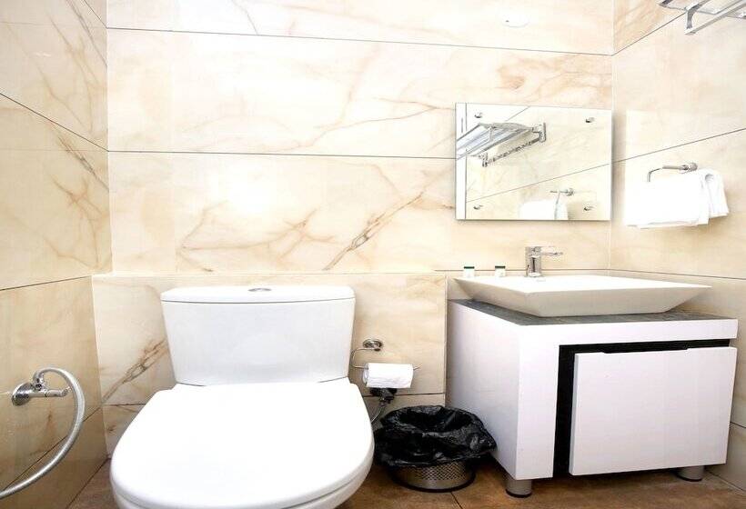 فندق Grand Orchid By Oyo Rooms