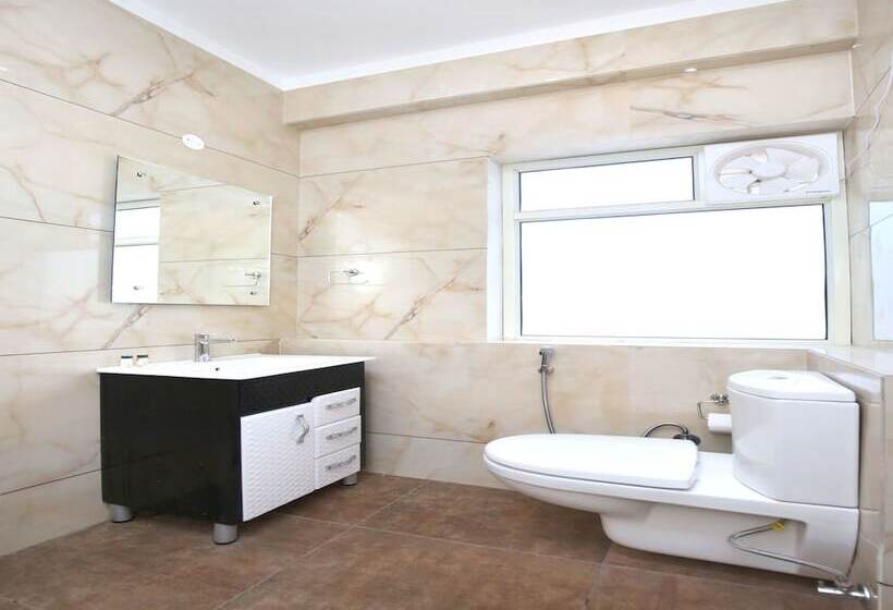 فندق Grand Orchid By Oyo Rooms