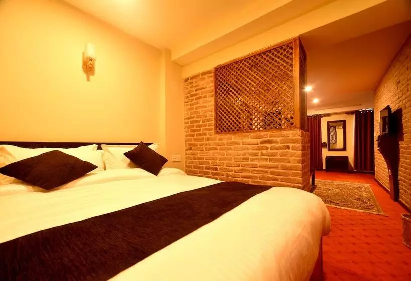 هتل Malla Inn