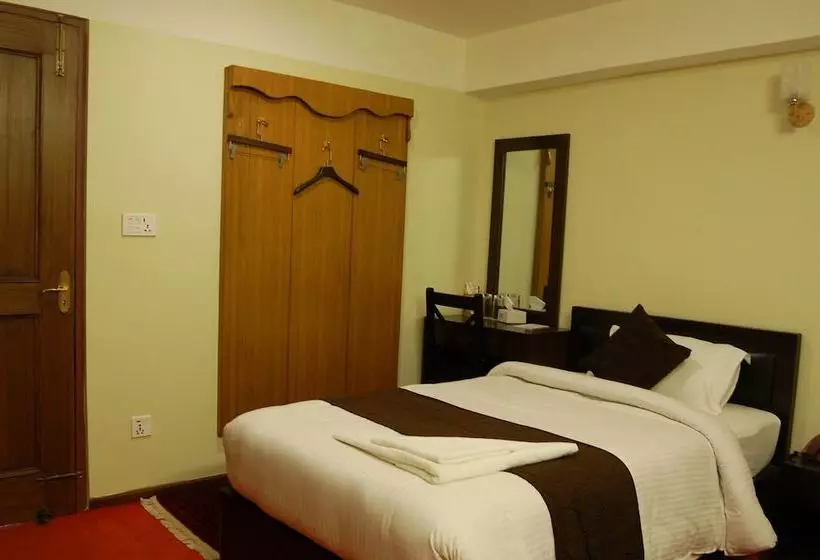هتل Malla Inn