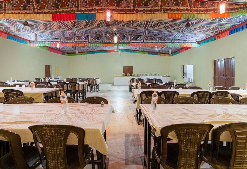 Hotell Royal Jaisalmer Resort With Swimming Pool