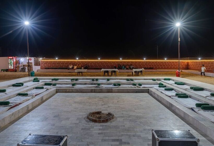 Hotell Royal Jaisalmer Resort With Swimming Pool