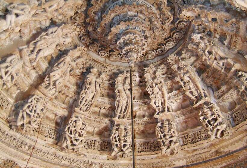 Hotell Royal Jaisalmer Resort With Swimming Pool