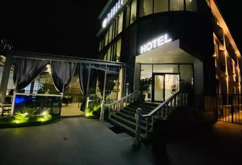 Hotelli Tiadele