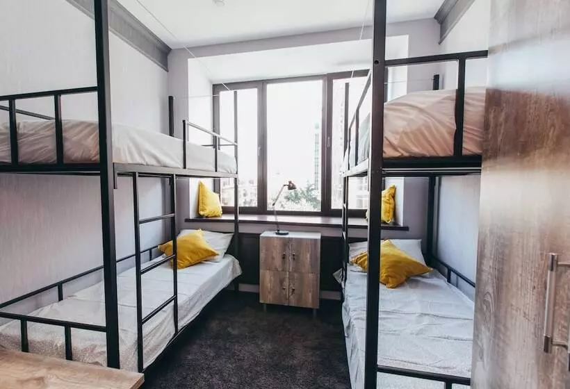 Karlson   Hostel