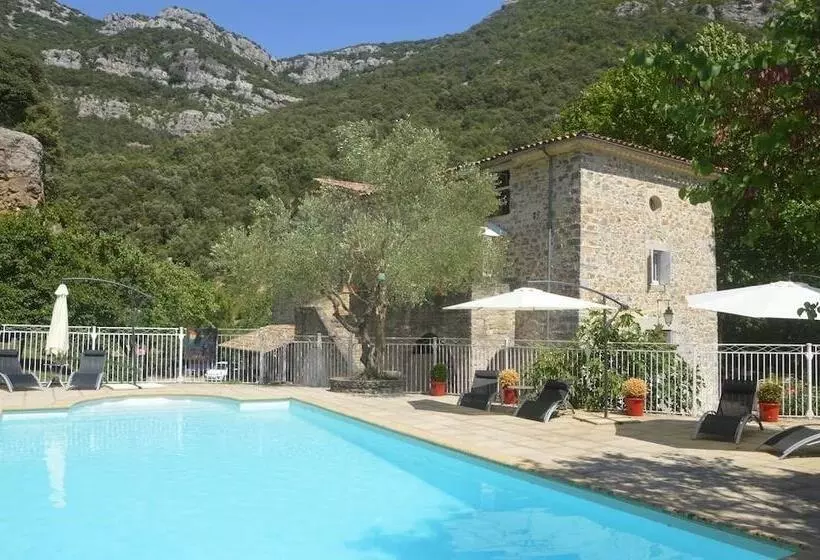 ペンション Domaine De La Carrière