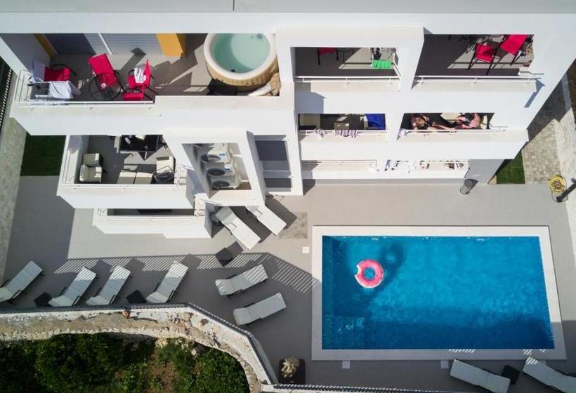 پانسیون Residences Bellavista 3