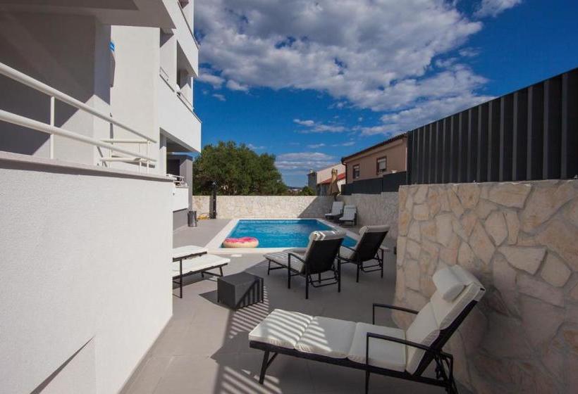 پانسیون Residences Bellavista 3