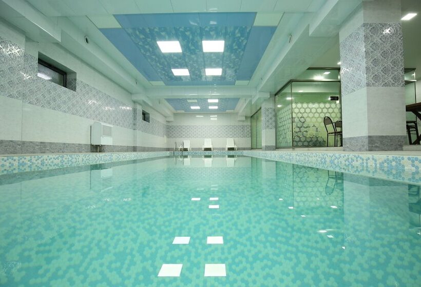 Altus Hotel Baku Free Massage