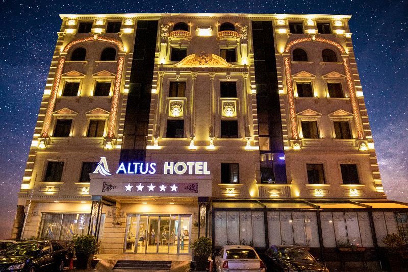 Altus Hotel Baku Free Massage