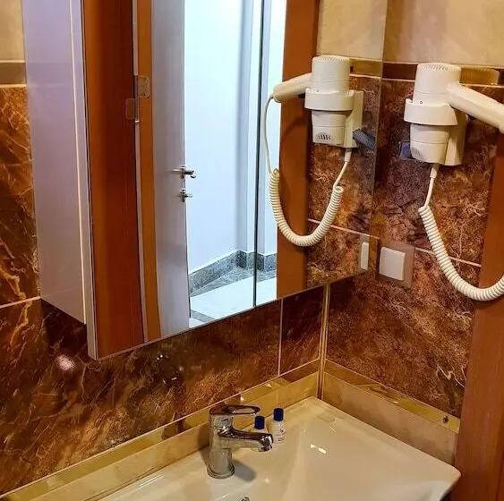 Hotel Asil