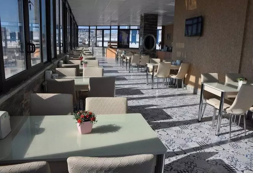 Hotel Asil