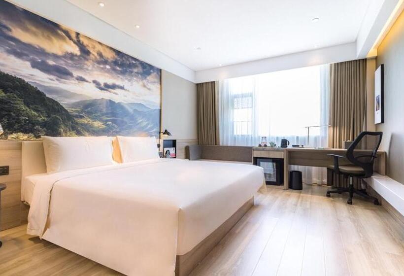 Atour Hotel Xiamen Jimei University