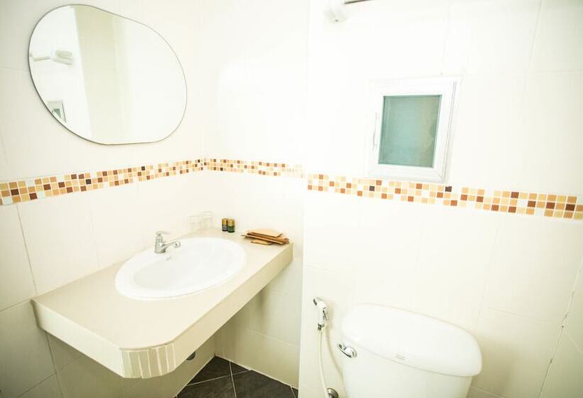 Five Hundred Miles Hostel