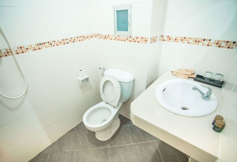 Five Hundred Miles Hostel