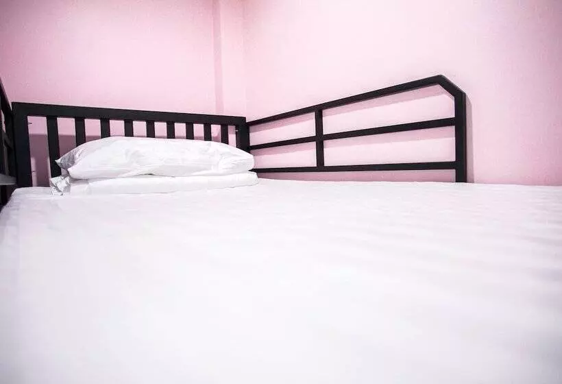Five Hundred Miles Hostel