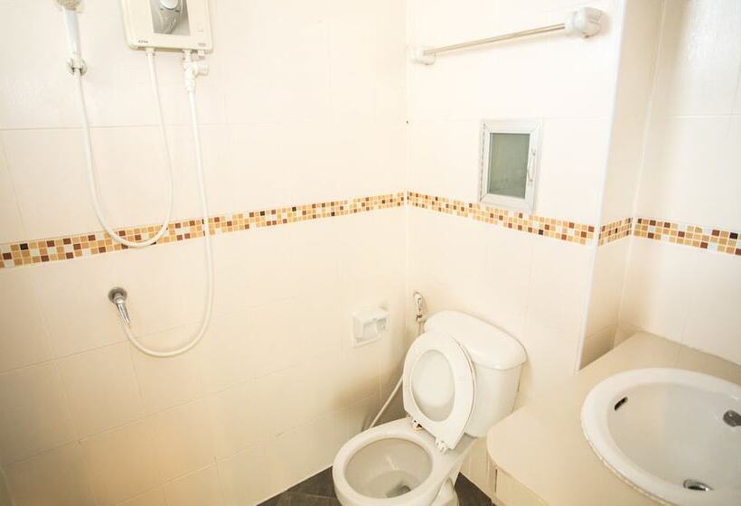 Five Hundred Miles Hostel