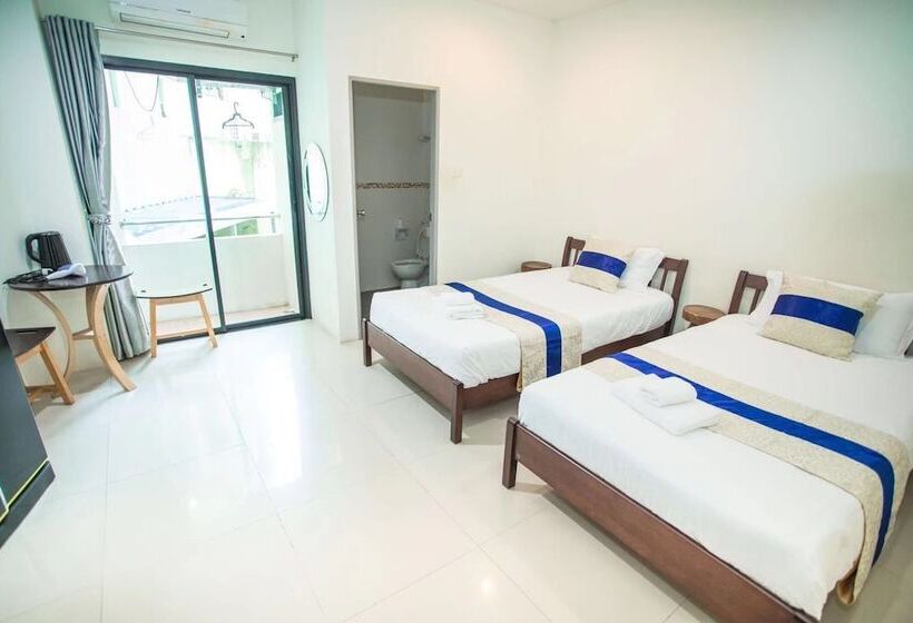 Five Hundred Miles Hostel